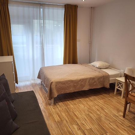 Pokoje Goscinne Przy Ogrodzie Staromiejskim Wroclaw Ngoại thất bức ảnh